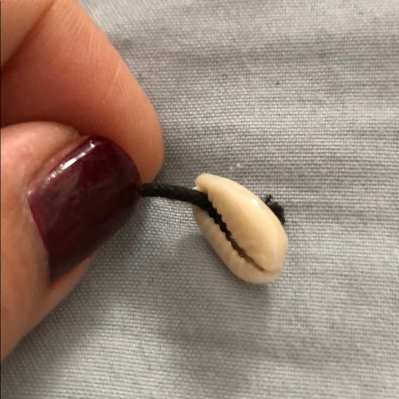 Seashell bracelet - Picture 3 of 3